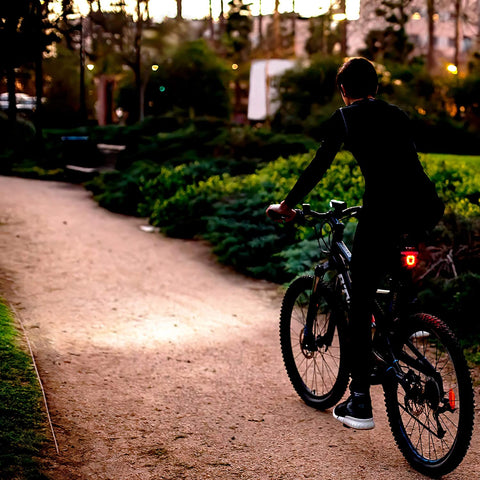 BX-1200 BIKE LIGHTS FRONT AND BACK SET RECHARGEABLE USB TYPE-C PERFORMANCE BICYCLE HEADLIGHT & TAIL LIGHT (DISCONTINUED)